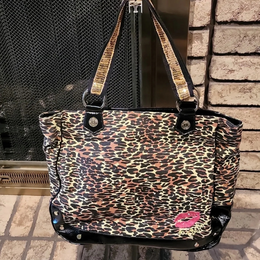 betsey johnson handbag large Leopard print. New with tags 17  by 12.5 tall 6 wd